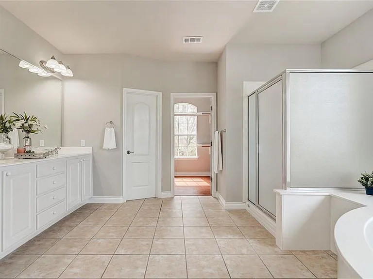 10140 Brimfield Dr — Photo 21