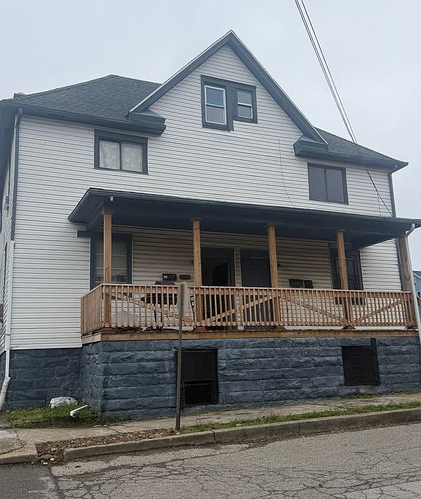 1st image of 501 S Walnut St APT 1