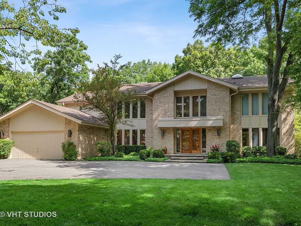 1st image of 1985 Burr Oak Ln