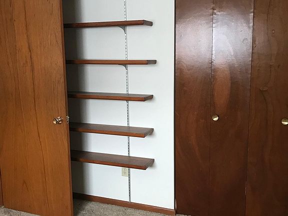 5th image of 408 Crescent Dr
