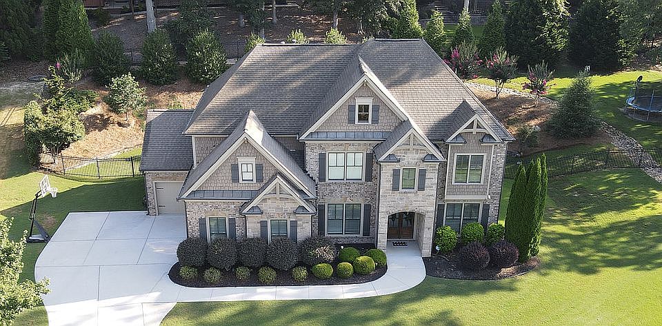 2nd image of 1909 Granite Hill Ct