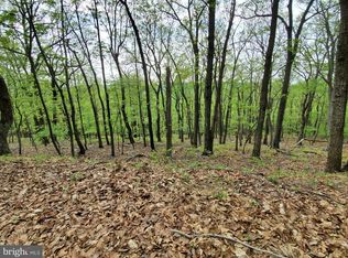 56 Falconwood Dr, Paw Paw, WV 25434