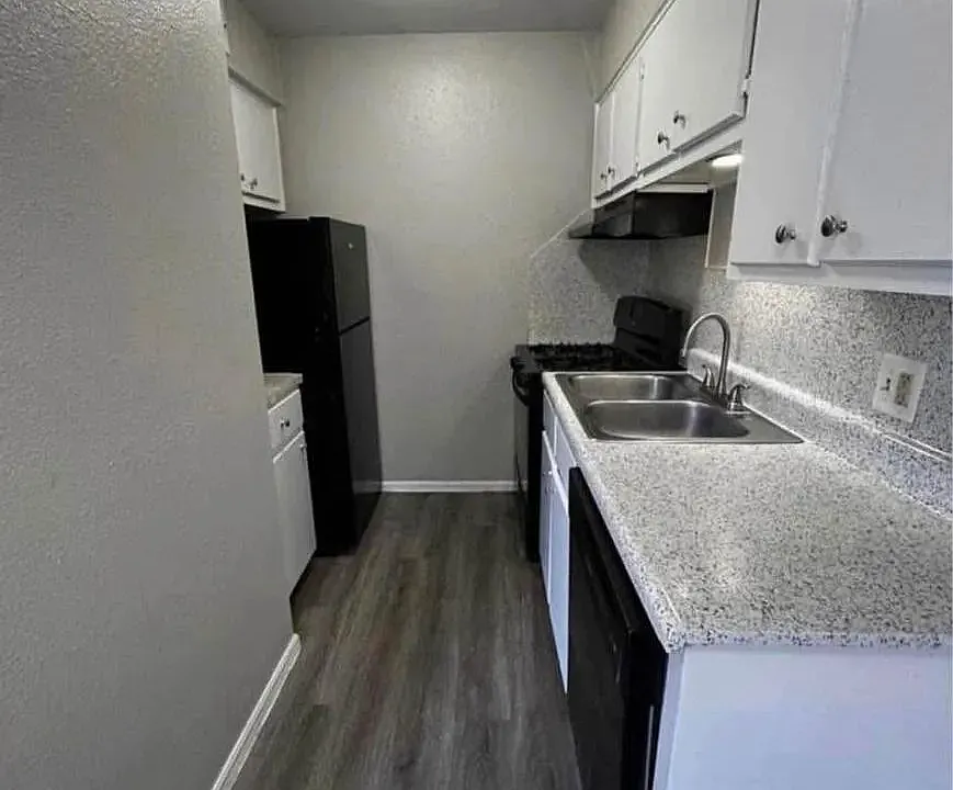 Fairway Apartments