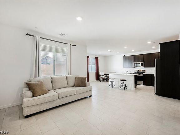 4th image of 1048 Gabriela Ridge Ln