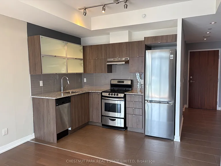 170 Fort York Blvd #1406 — Photo 3
