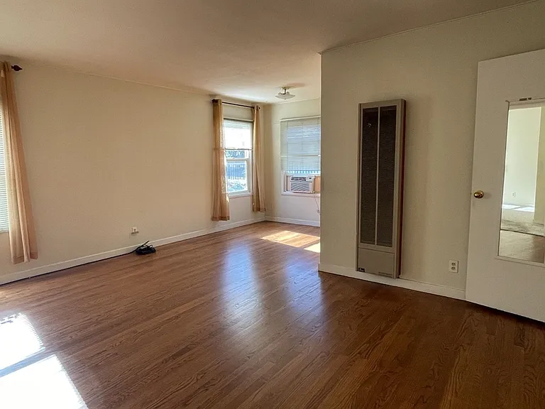 311-313 J St — Photo 3