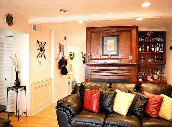 4th image of 8318 Augustine Dr APT B