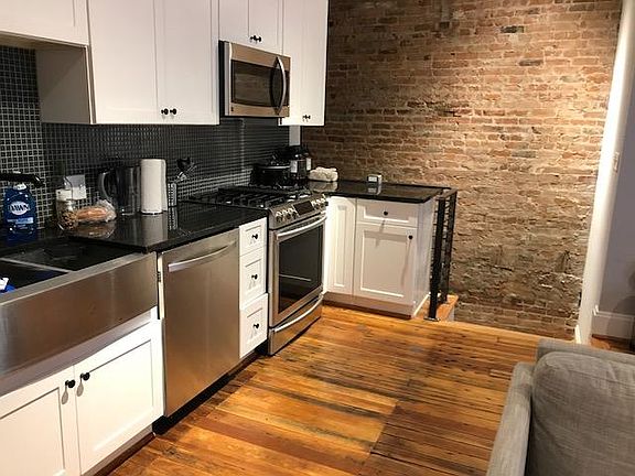 4th image of 1509 Republic St APT 2