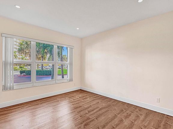 5th image of 405 N Ocean Boulevard #106