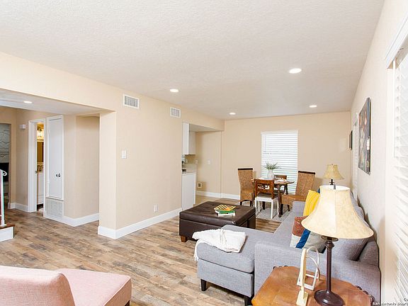3rd image of 1015 Spent Wing Dr