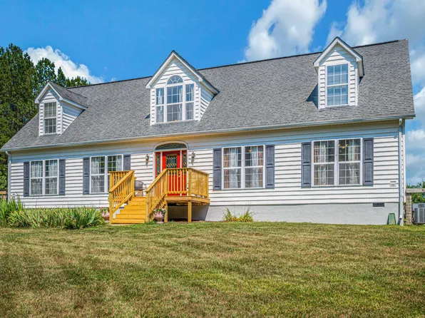 280 May Ln, Louisa, VA 23093