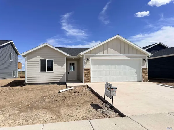 4070 McIntosh Ln, Rapid City, SD 57703