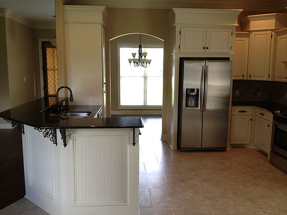 3rd image of 2675 E Robinwood Dr