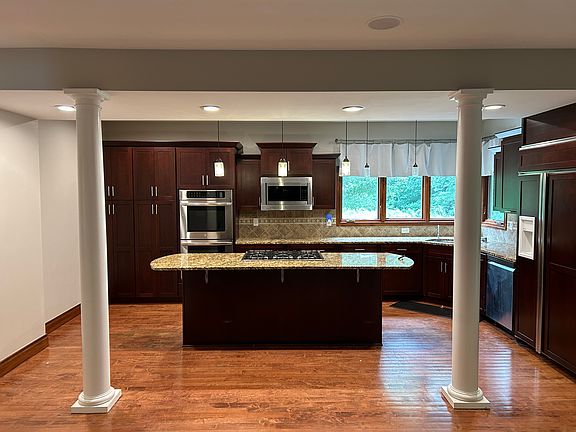 5th image of 160 Bermuda Dr NW