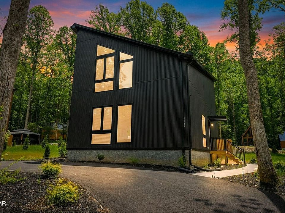 1st image of 4142 Fontaine Way