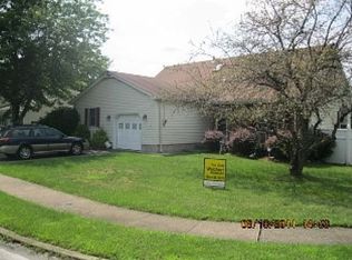 2 Lee Ct, Flanders, NJ 07836