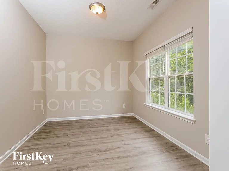 8319 Knapp Ct — Photo 10