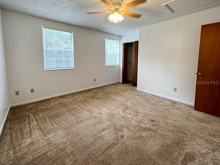 5601 Avenue H #2 — Photo 18
