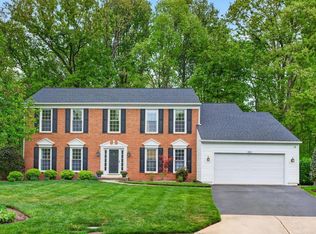 1300 Cassia St, Herndon, VA 20170