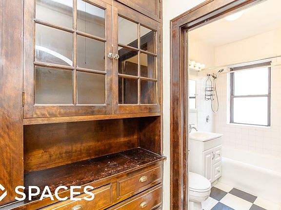 4th image of 1436 W Pensacola Ave #3