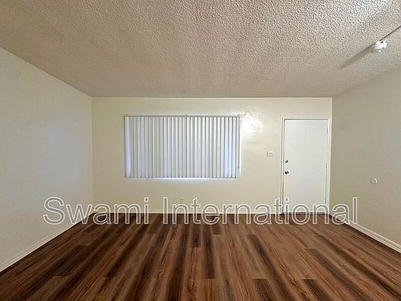 3rd image of 14910 Chadron Ave APT P