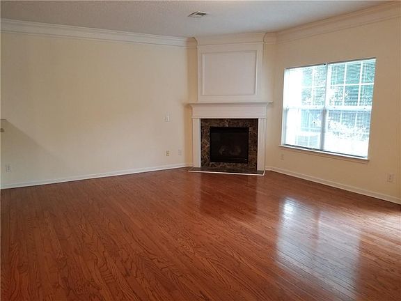 5th image of 9765 Palmeston Pl