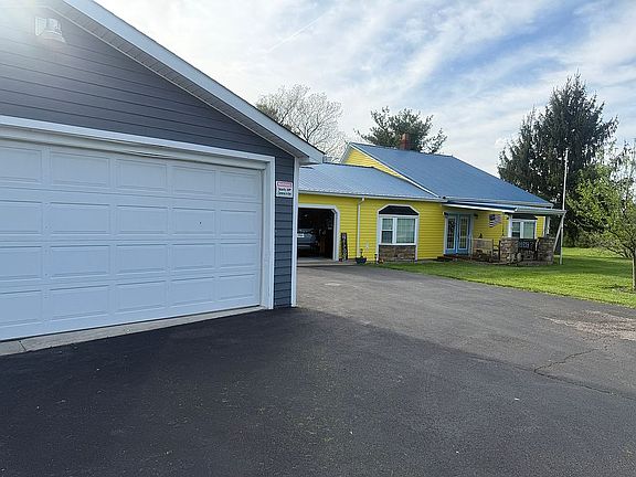 5th image of 53532 High Ridge Rd