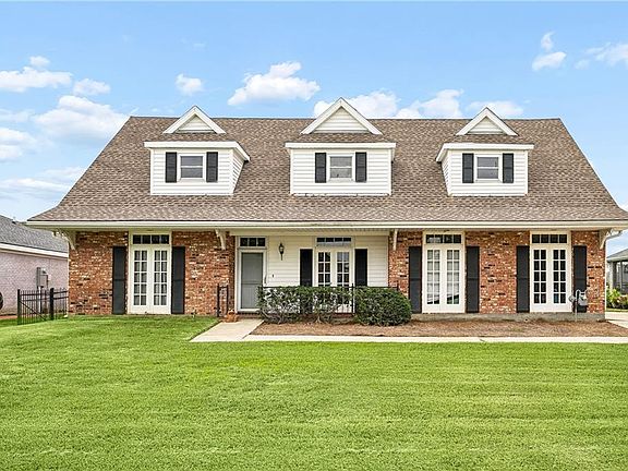 2nd image of 156 Pebble Beach Dr