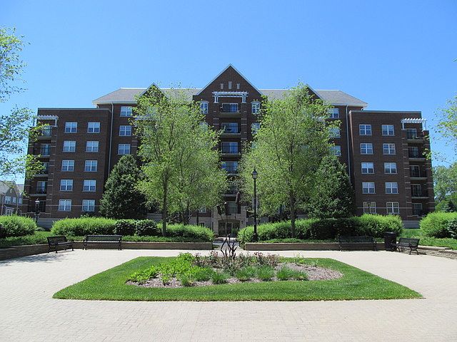 1st image of 470 W Mahogany Ct Unit 209