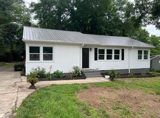 63 N Main St, Inman, SC 29349