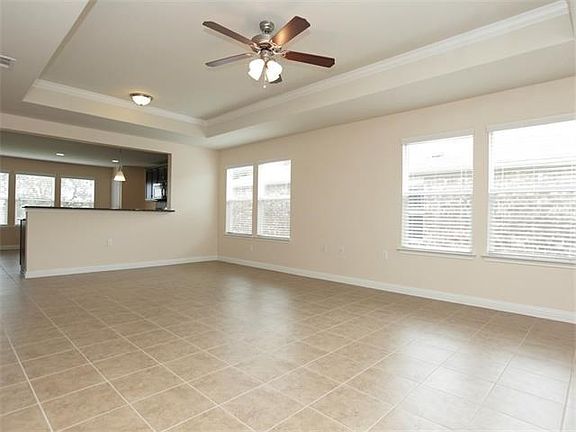 5th image of 839 Salado Creek Ln