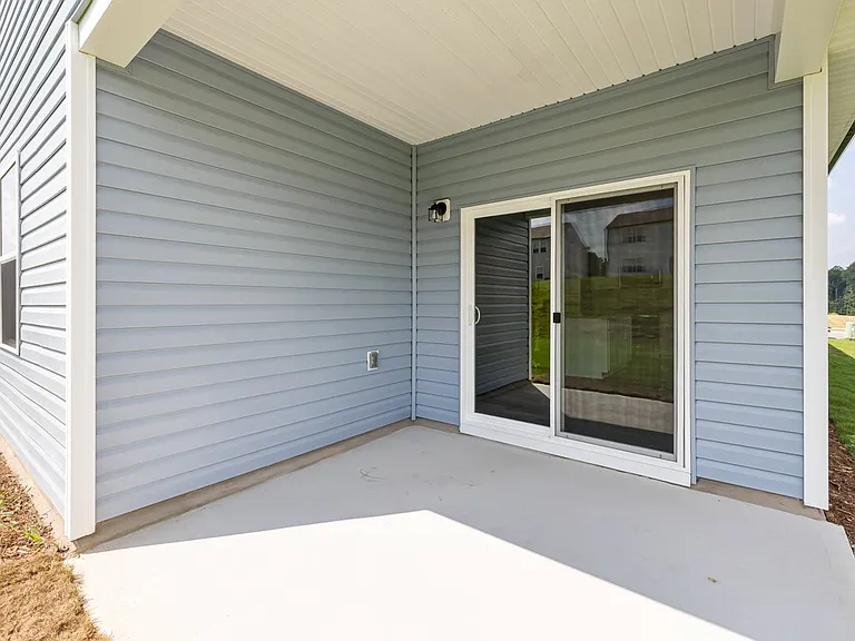 1624 Garden Passage Dr — Photo 3