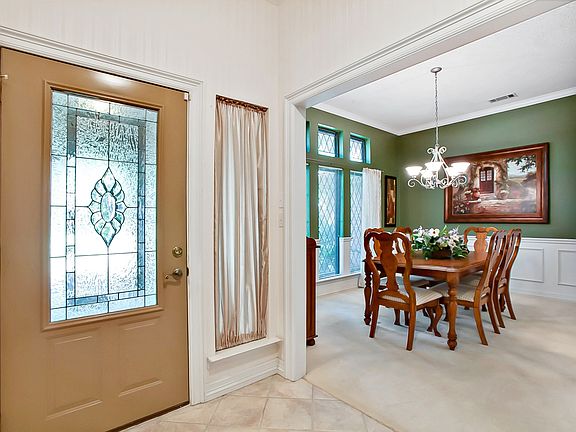 4th image of 4507 Lake Park Dr