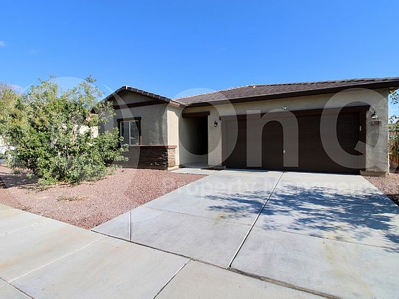 3rd image of 3208 N Pleasant View Ln