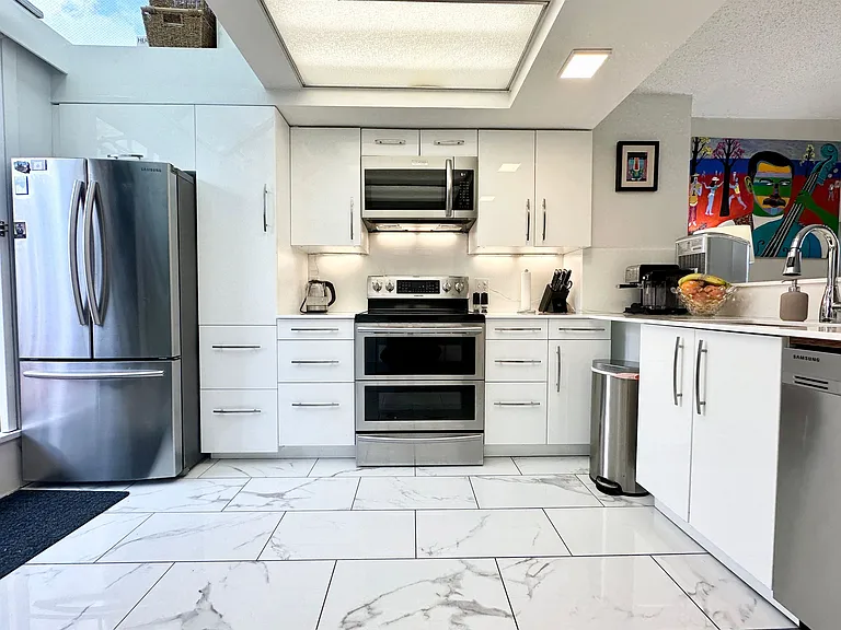850 Burrard St #1006 — Photo 6