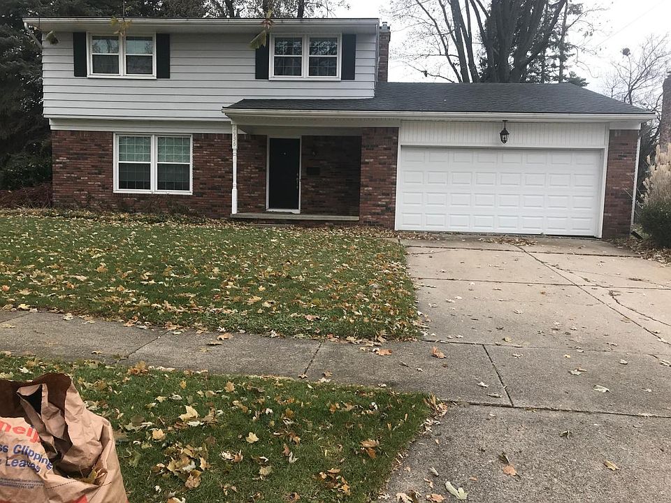 1st image of 2936 Mayfair Dr