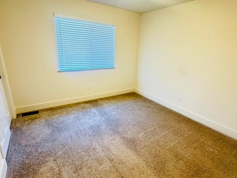 3945 Pheasant Dr #2 — Photo 12