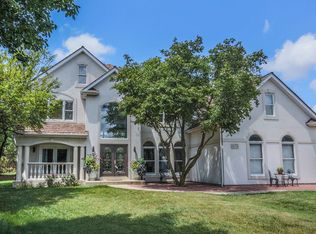 1575 Whistler Ct, Naperville, IL 60564