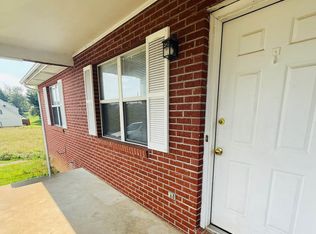 289 Baugh Ln, Abingdon, VA 24210