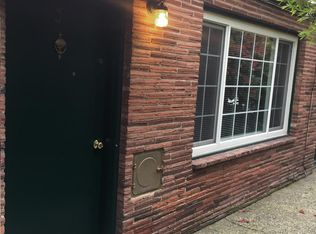 2100 N 53rd St APT B, Seattle, WA 98103