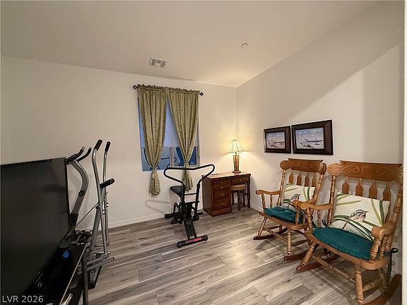 3rd image of 9585 Sard Ln