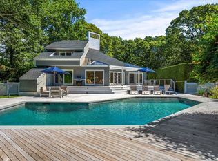 1 Acorn Path, Quogue, NY