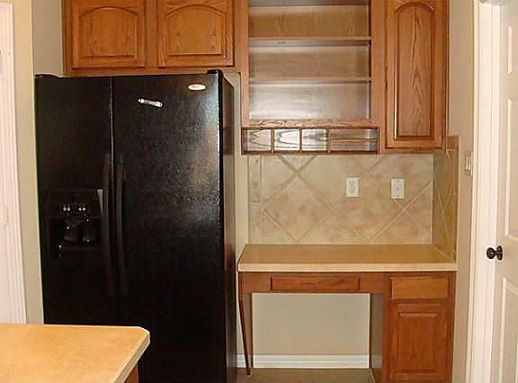 4th image of 800 Willow Wood Dr