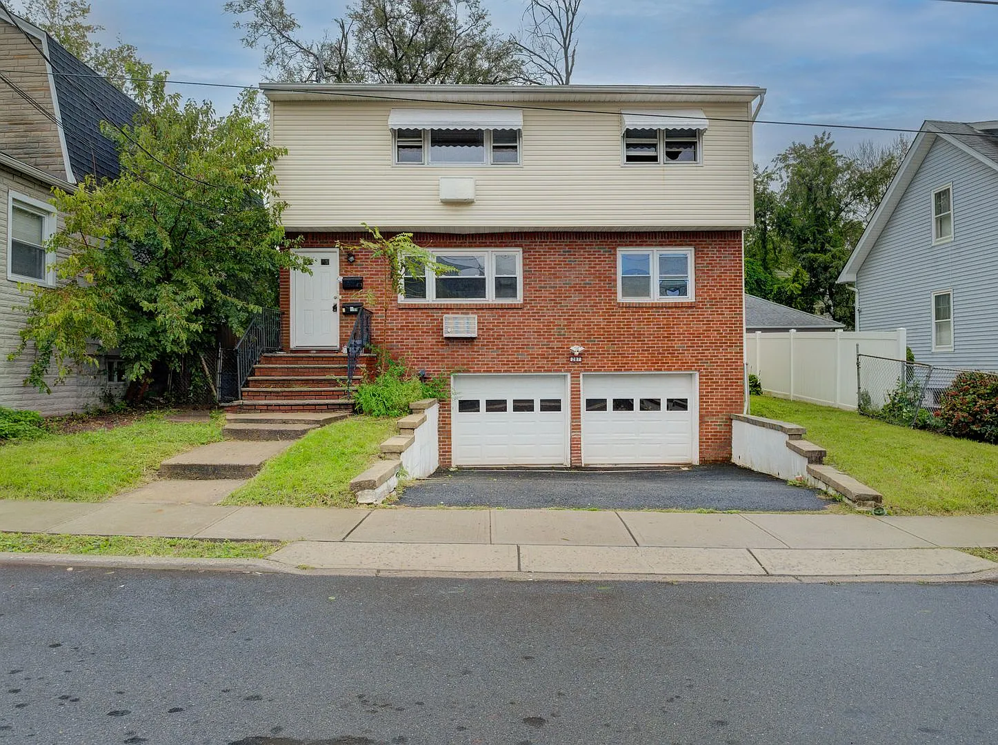 287 Montclair Avenue Vauxhall, NJ 07088 — Photo 1