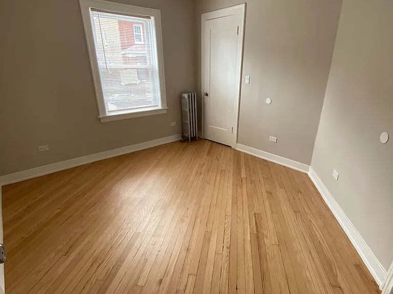 2933-35 N Hamlin Ave #2902-10 — Photo 5