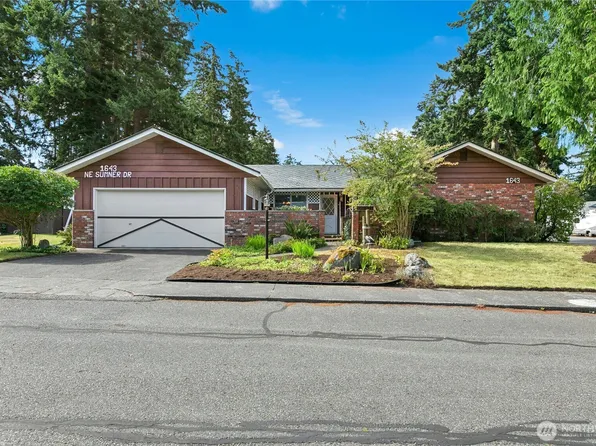 1643 NE Sumner Drive, Oak Harbor, WA 98277