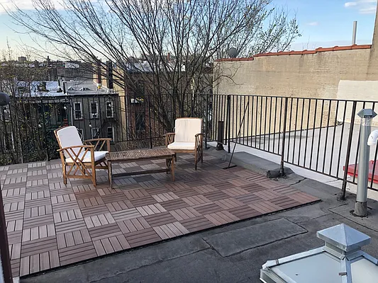 Rented by Nooklyn NYC LLC | media 20