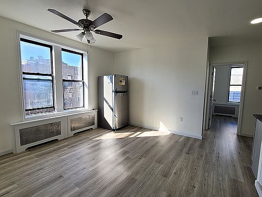 5th image of 6752 5th Ave #3R
