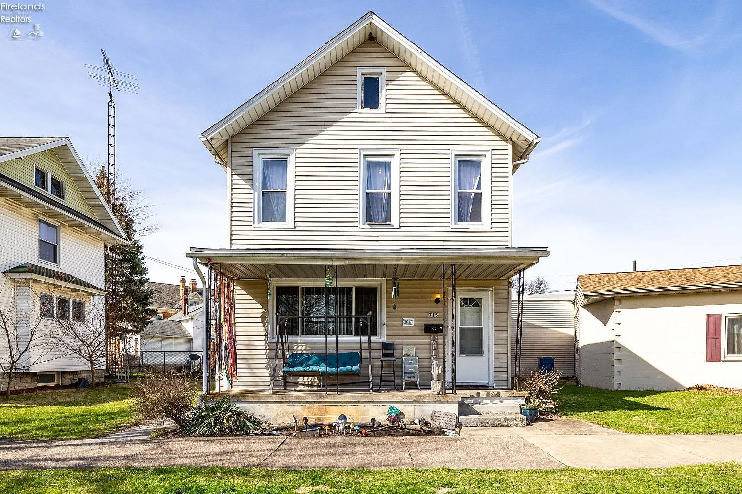 715 Wayne St photo 1
