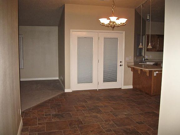 4th image of 187 N Westridge Dr Unit 109